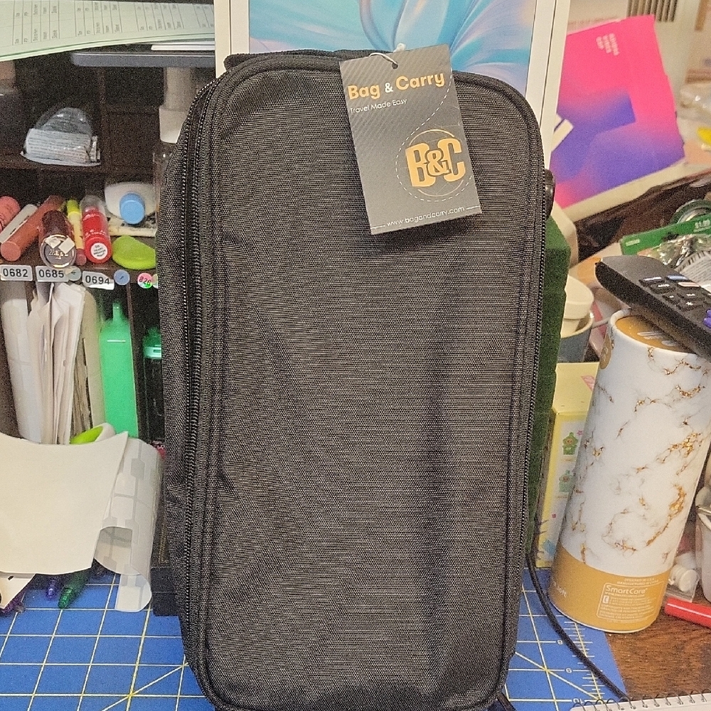 B & C Double Zip Hanging Black Bag & Carry Travel Case 11x6x5